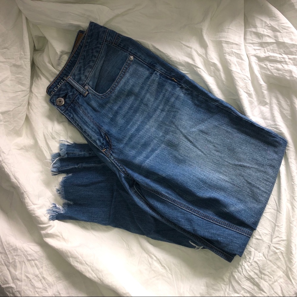 AE Ripped Cropped Jeans - Picture 3 of 7